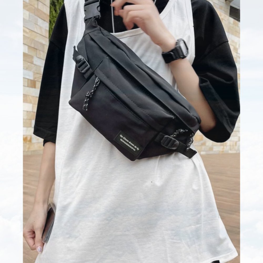 New Graphic Waist Bag 117